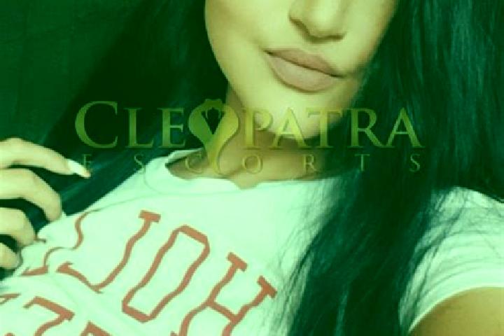 Victoria, 37, a black green-eyed caucasian companion based in Guarroman. Offering Tantra, GFE, Prostate Massage, OWO, Fetish. Available for incall and outcal...