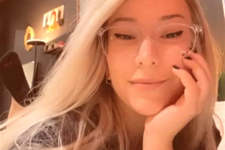 Victoria, 37, a blonde grey-eyed caribbean companion based in Upper Palolo. Offering Deep French Kissing, GFE, Domination, OWO, CIM. Available for incall and...