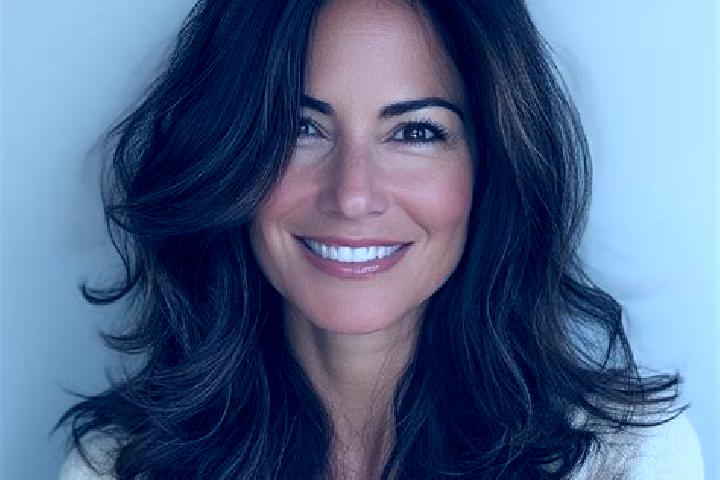 Victoria, 37, a brunette brown-eyed middle eastern companion based in Pandhana. Offering Duos, 69, Tantra, Party Girl. Available for incall and outcall, day ...