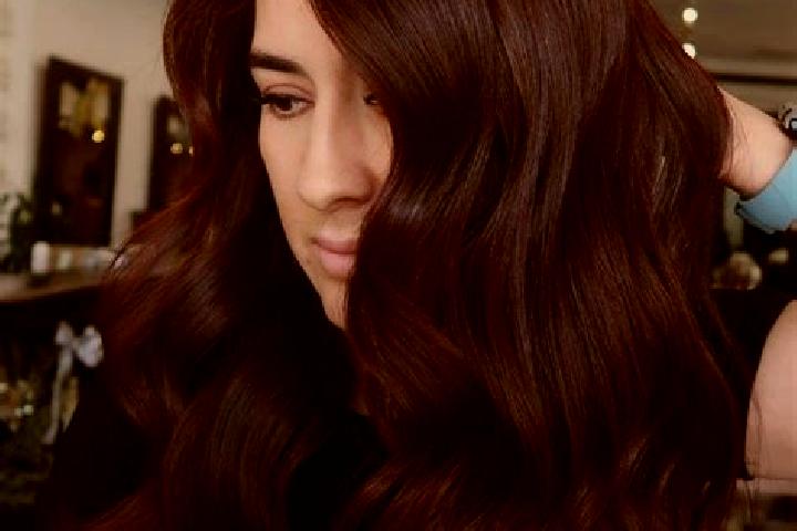 Victoria, 38, a auburn dark-eyed slavic companion based in Fundres. Offering Erotic Massage, Tantra, CIM, Striptease. Available for incall and outcall, day a...