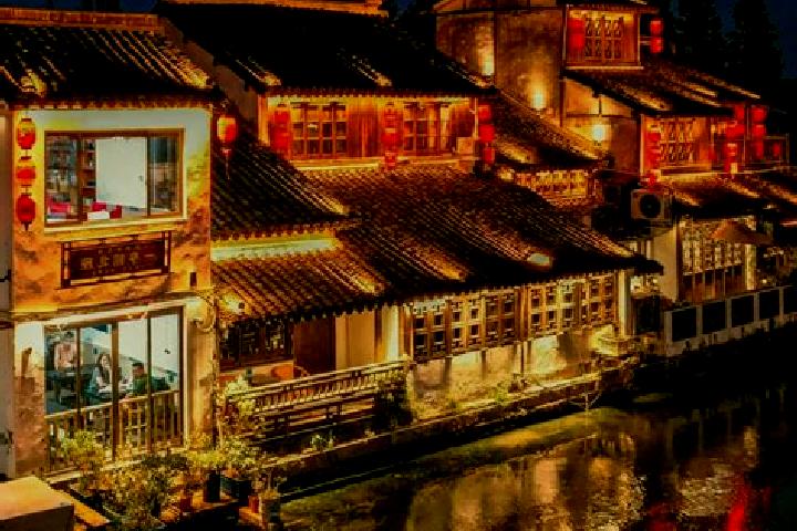 Victoria, 38 — Escort in Yinghai, China