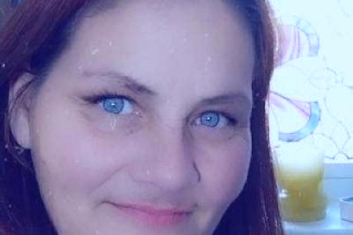Victoria, 39, a red dark-eyed slavic companion based in Proctorville. Offering 69, Domination, Massage, Overnight, GFE. Available for incall and outcall, day...