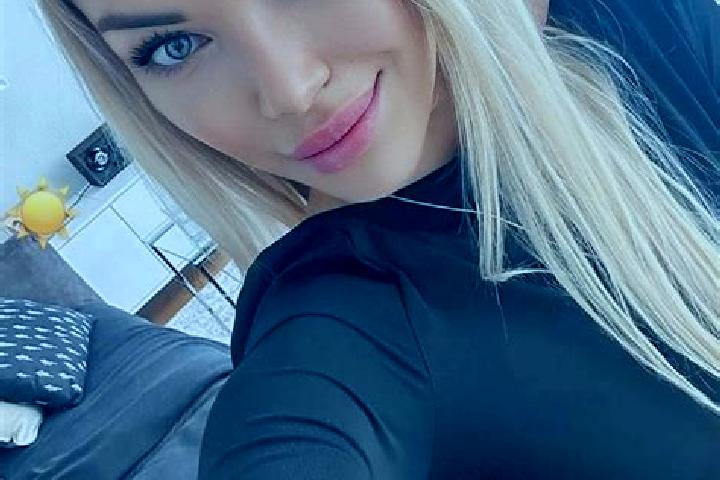 Victoria, 39 — Escort in Bobnice, Czech Republic