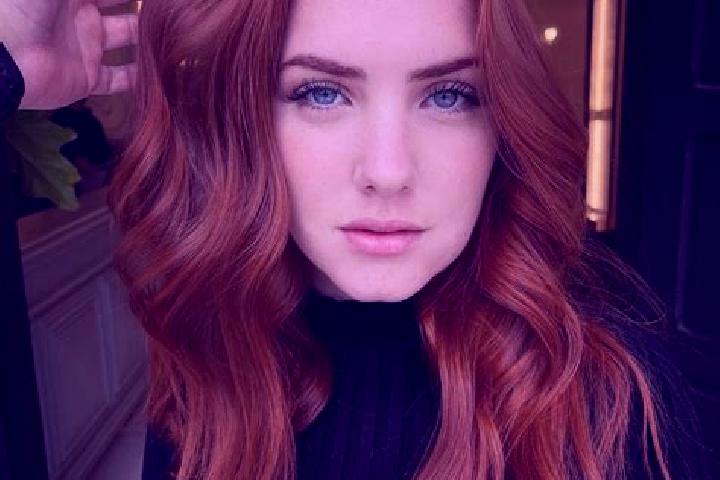 Violet, 20, a auburn blue-eyed indian companion based in Hainsdorf im Schwarzautal. Offering Domination, Duos, Overnight, OWO. Available for incall and outca...