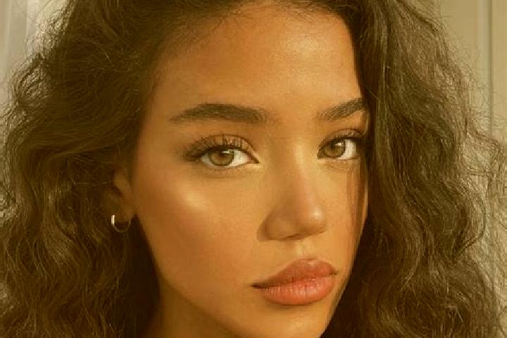 Violet, 20, a black brown-eyed caucasian companion based in Guachaves. Offering CIM, GFE, Dinner Date, Striptease, Duos. Available for incall and outcall, ov...