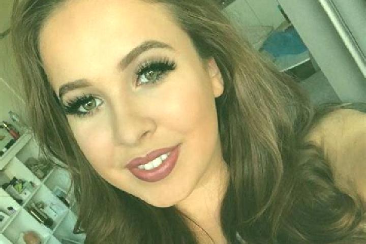 Violet, 20, a dark blonde amber-eyed caucasian companion based in Javarsian. Offering Fetish, Girlfriend Experience, GFE, Travel Companion, BDSM. Available f...