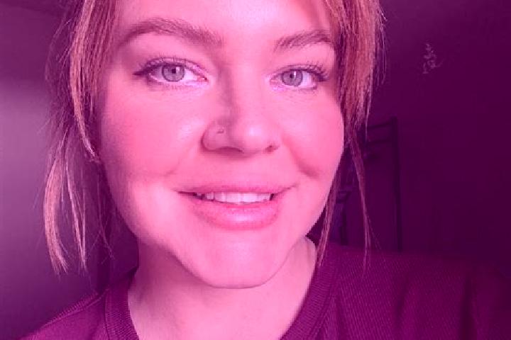 Violet, 20 — Escort in Davis Junction, United States