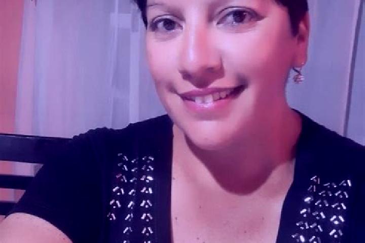 Violet, 20 — Escort in Luchy, France