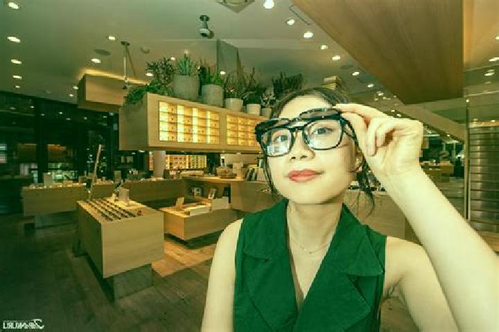 Violet, 20 — Escort in Zhuantang, China