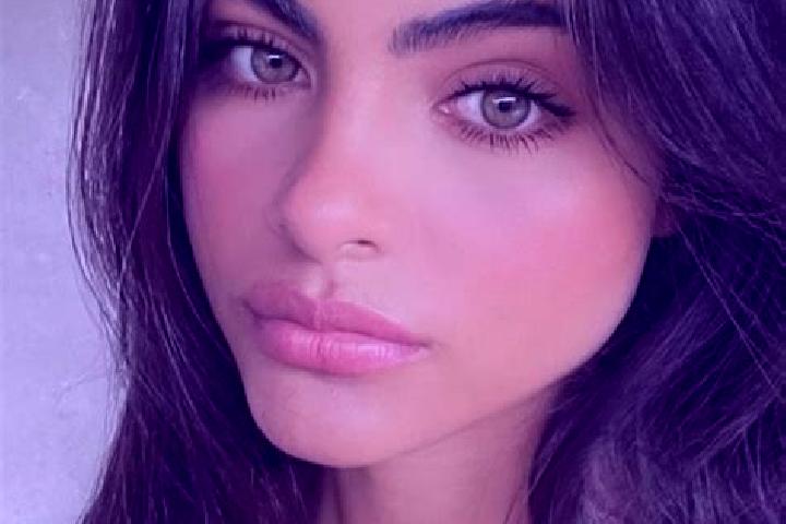 Violet, 21, a black hazel-eyed caucasian companion based in Vrutky. Offering Overnight, Domination. Available for incall and outcall, overnight bookings avai...