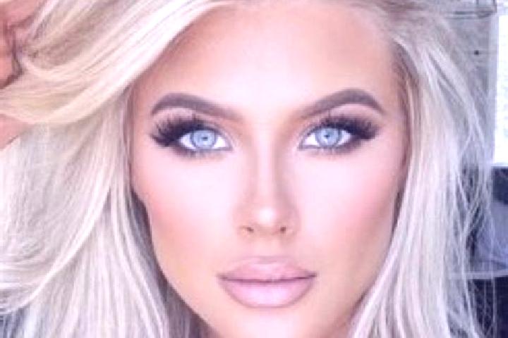 Violet, 21, a platinum blonde hazel-eyed slavic companion based in Lengekro. Offering Party Girl, Deep French Kissing, BDSM, Dinner Date. Available for incal...
