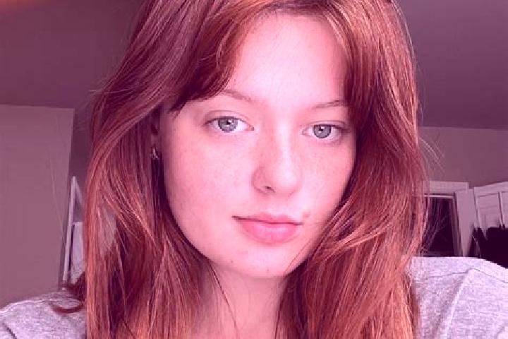 Violet, 21, a red grey-eyed caucasian companion based in Alpestre. Offering Striptease, GFE, Erotic Massage, OWO. Available for incall and outcall, overnight...