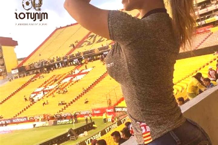 Violet, 21 — Escort in Catarama, Ecuador