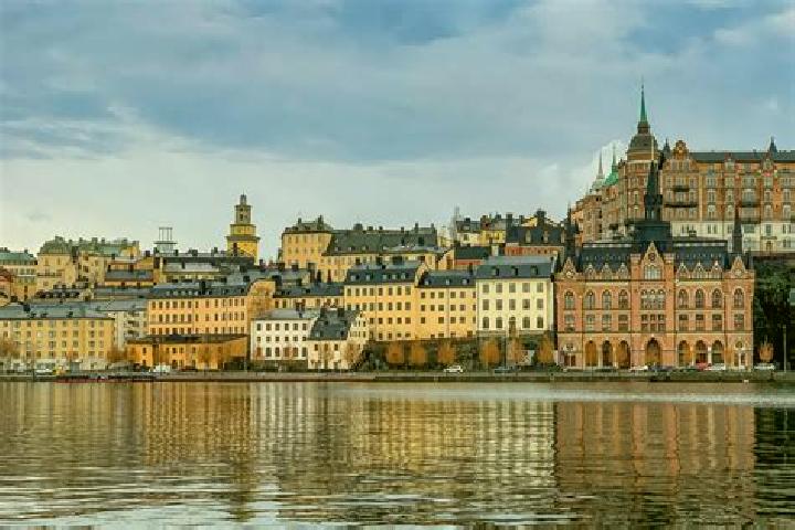 Violet, 21 — Escort in Kvaenum, Sweden