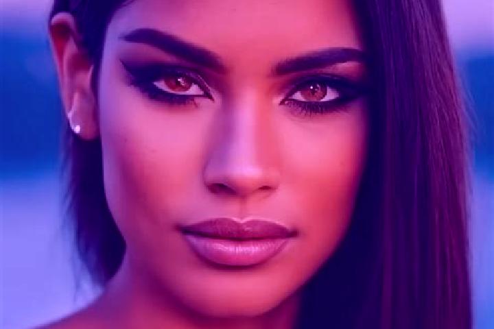 Violet, 22, a auburn amber-eyed latina companion based in Tarichar Kalan. Offering Erotic Massage, OWO, 69. Available for incall and outcall, day and evening...