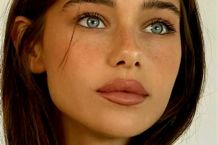 Violet, 22, a brunette brown-eyed caucasian companion based in Capillas. Offering Couples, Massage, Girlfriend Experience. Available for incall and outcall, ...