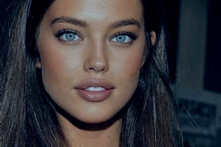 Violet, 22, a chestnut green-eyed caucasian companion based in Asuncion Ixtaltepec. Offering Travel Companion, Erotic Massage, Girlfriend Experience. Availab...