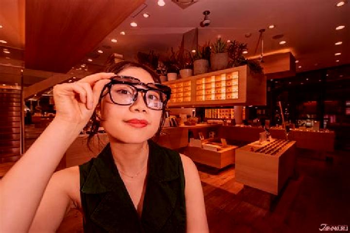 Violet, 22 — Escort in Xiulin, China