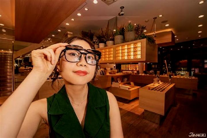 Violet, 22 — Escort in Yousuo, China