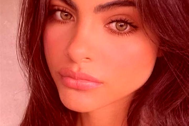 Violet, 23, a brunette green-eyed mediterranean companion based in South Lancaster. Offering BDSM, Deep French Kissing, Domination, Overnight. Available for ...