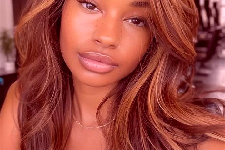Violet, 23, a dark blonde brown-eyed middle eastern companion based in Gnipi. Offering Party Girl, Domination, Girlfriend Experience, Massage, A-Level. Avail...