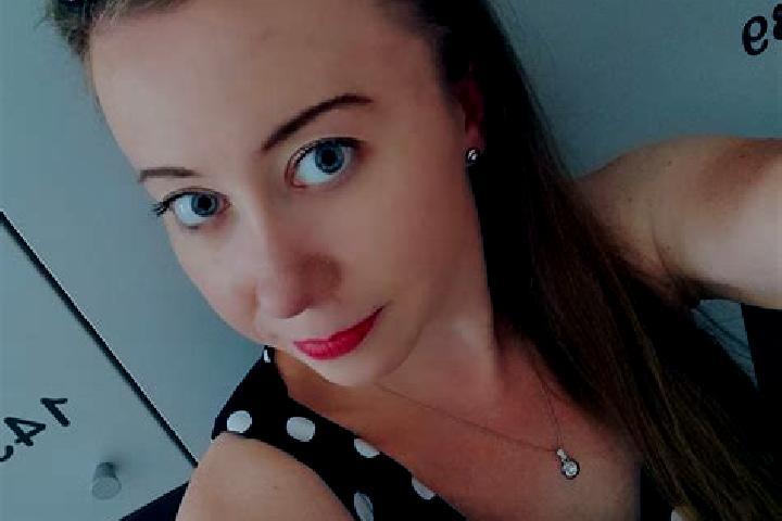 Violet, 23 — Escort in Csakvar, Hungary