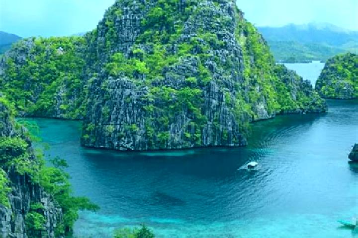Violet, 23 — Escort in Limbo, Philippines