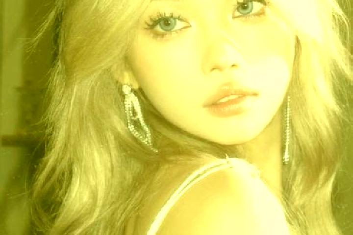 Violet, 24, a blonde brown-eyed asian companion based in Noxen. Offering Erotic Massage, Domination, Duos. Available for incall and outcall, day and evening ...
