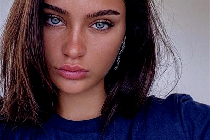 Violet, 24, a brunette dark-eyed indian companion based in Paso de la Patria. Offering Prostate Massage, BDSM, Couples. Available for incall and outcall, day...