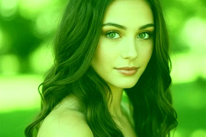 Violet, 24, a brunette hazel-eyed caucasian companion based in Brennero. Offering Overnight, Travel Companion, Striptease, Erotic Massage. Available for inca...