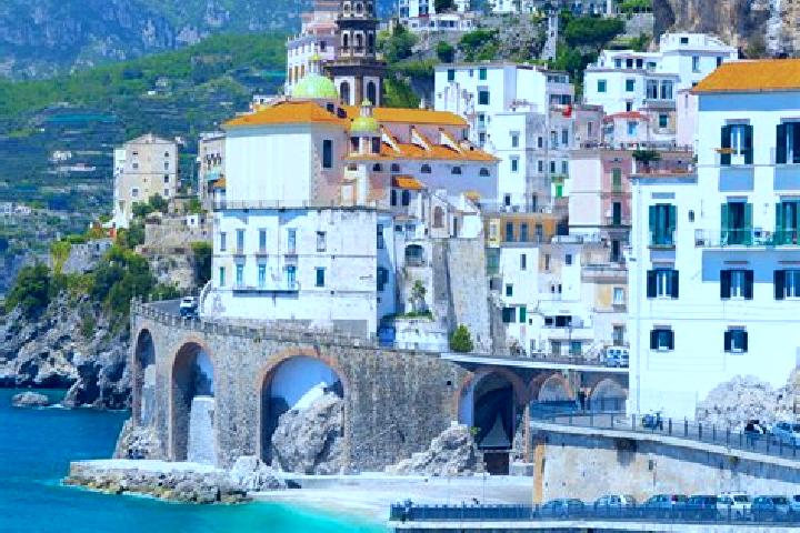 Violet, 24 — Escort in Tromello, Italy