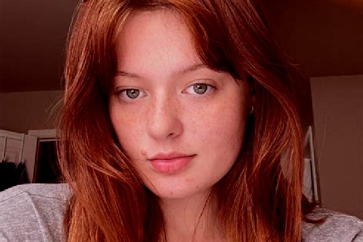 Violet, 26, a auburn grey-eyed mediterranean companion based in Arthez-d Asson. Offering A-Level, Dinner Date, Erotic Massage, Travel Companion. Available fo...