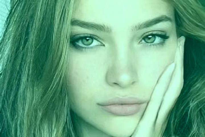 Violet, 26, a dark blonde hazel-eyed mediterranean companion based in Turaru. Offering Striptease, Overnight, Deep French Kissing, GFE. Available for incall ...