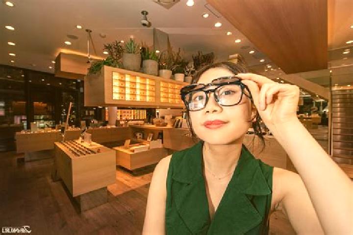 Violet, 26 — Escort in Kangxung, China