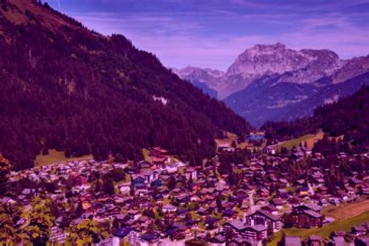 Violet, 26 — Escort in Morgins, Switzerland