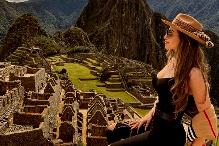Violet, 26 — Escort in Tixmadeje Chiquito, Mexico