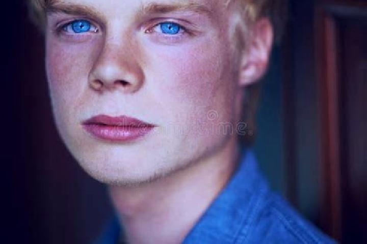 Violet, 27, a blonde blue-eyed caucasian companion based in Fournes. Offering Roleplay, OWO, A-Level, 69, Erotic Massage. Available for incall and outcall, o...