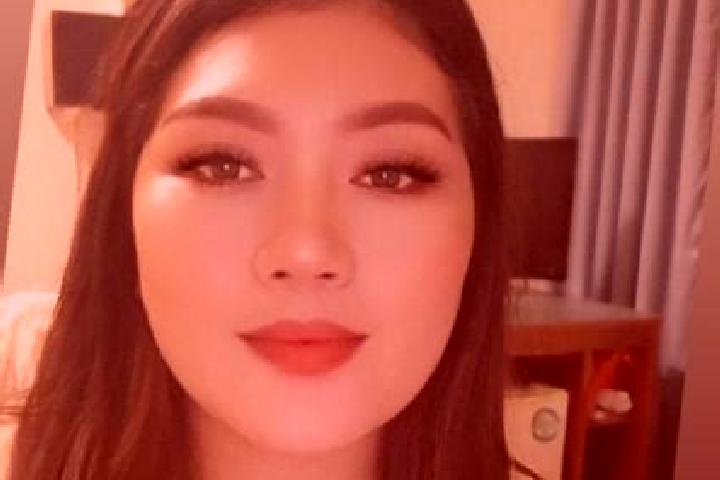 Violet, 27, a red grey-eyed asian companion based in Cuencame de Ceniceros. Offering Erotic Massage, 69, Dinner Date. Available for incall and outcall, day a...