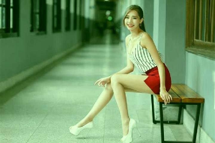 Violet, 27, a red grey-eyed asian companion based in Stanford. Offering BDSM, Party Girl, Travel Companion. Available for incall and outcall, overnight booki...