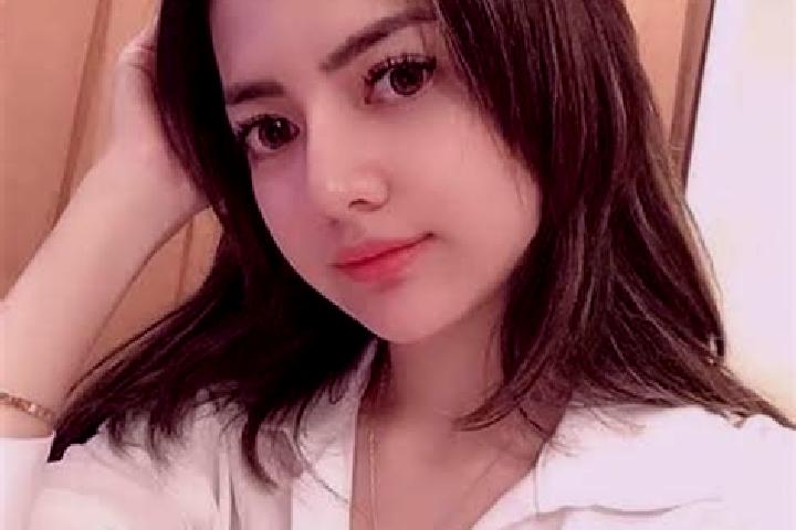 Violet, 27 — Escort in Babakansalam, Indonesia