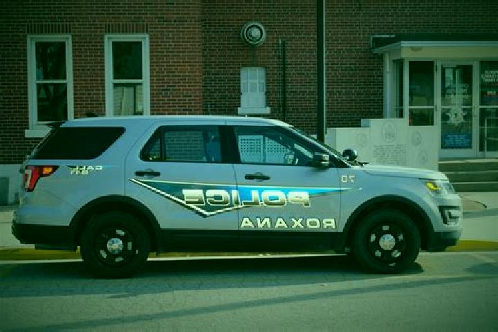 Violet, 27 — Escort in South Roxana, United States