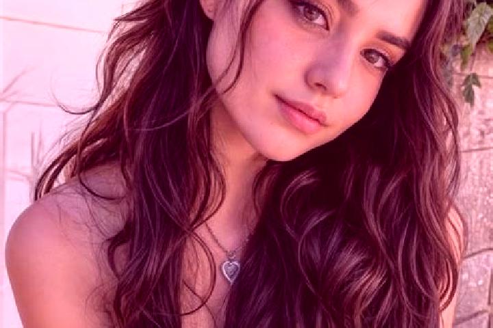 Violet, 28, a brunette hazel-eyed caribbean companion based in Tarkio. Offering Fetish, 69, Couples, OWO. Available for incall and outcall, day and evening d...