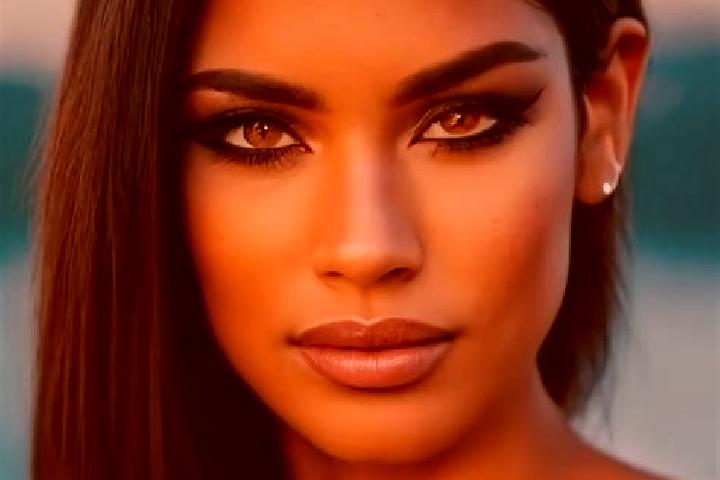 Violet, 28, a chestnut hazel-eyed latina companion based in Altwies. Offering Deep French Kissing, Couples, Dinner Date. Available for incall and outcall, da...
