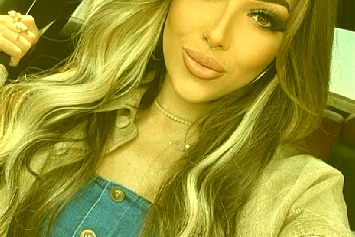Violet, 28, a dark blonde brown-eyed asian companion based in Findikpinari. Offering Domination, CIM, Dinner Date, Duos, Striptease. Available for incall and...