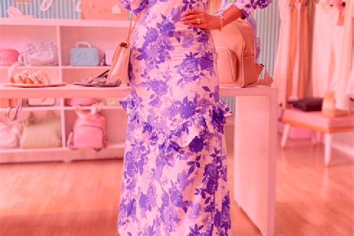 Violet, 28 — Escort in Gruemire, Albania