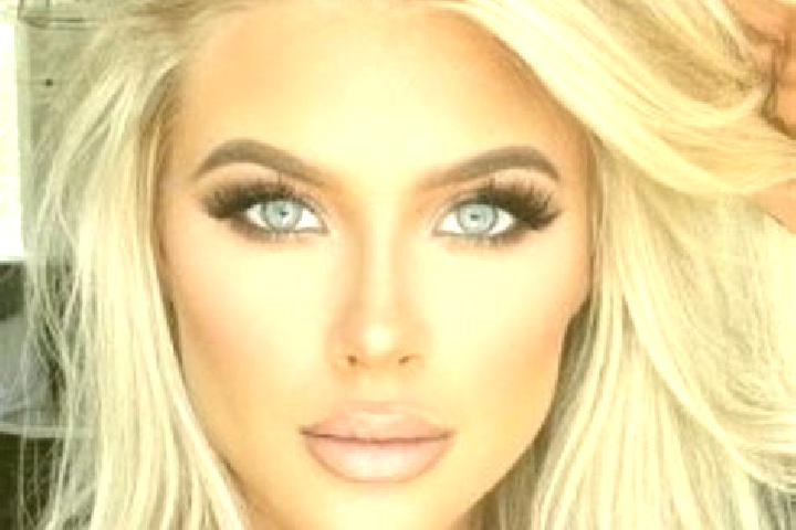 Violet, 29, a platinum blonde brown-eyed ebony companion based in Konde Yaokro. Offering Striptease, Party Girl, Travel Companion. Available for incall and o...