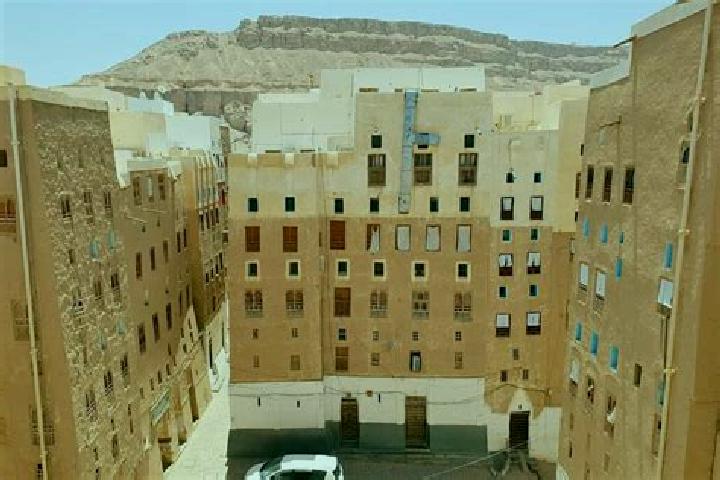 Violet, 29 — Escort in Al Ghaylah, Yemen