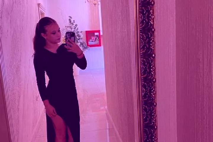 Violet, 29 — Escort in Grebenisu de Campie, Romania
