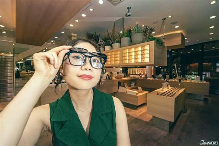 Violet, 29 — Escort in Tangban, China
