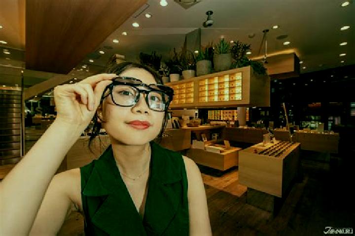Violet, 29 — Escort in Yushikalasu, China